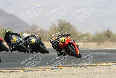media/Apr-20-2025-CVMA (Sun) [[39090e8767]]/Race 11-500-350 Supersport (Holeshot)/